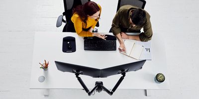 Jeden dla wszystkich, czyli jak zapewnić efektywną pracę w biurze typu hotdesk